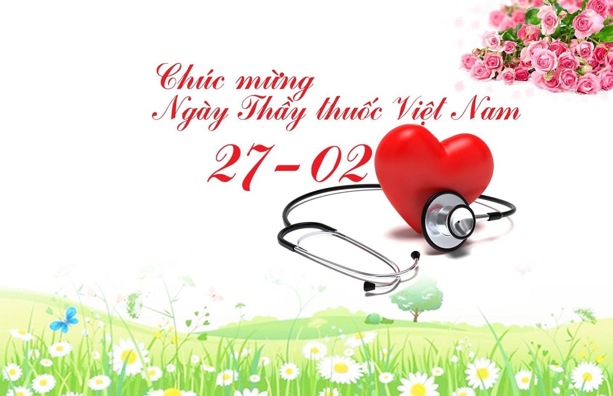 Lãnh đạo xã Cư Êbur thăm, chúc mừng nhân ngày thầy thuốc Việt Nam 27/2